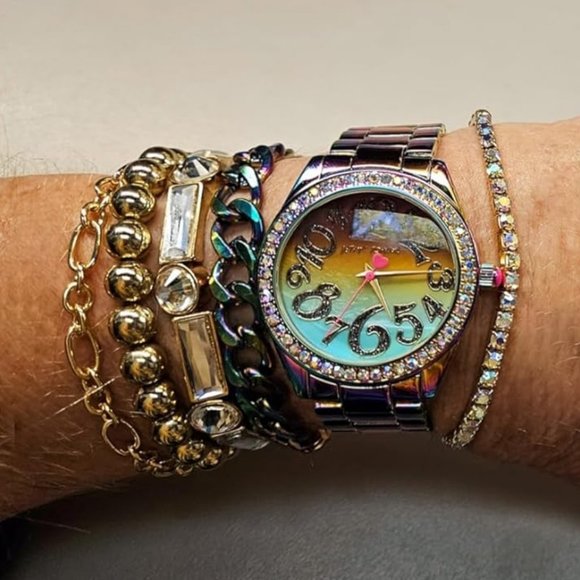 Women's Link Band Wristwatch with Stacked Bracelets and Easy Read Dial - Picture 8 of 8